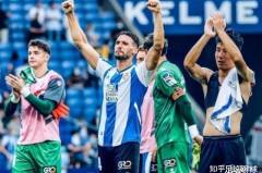 国足选帅风云：波兰籍教练与申花旧将PK，足协抉择在即