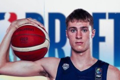 篮球奇才格林：场均215分，百大球星之外的秘密武器